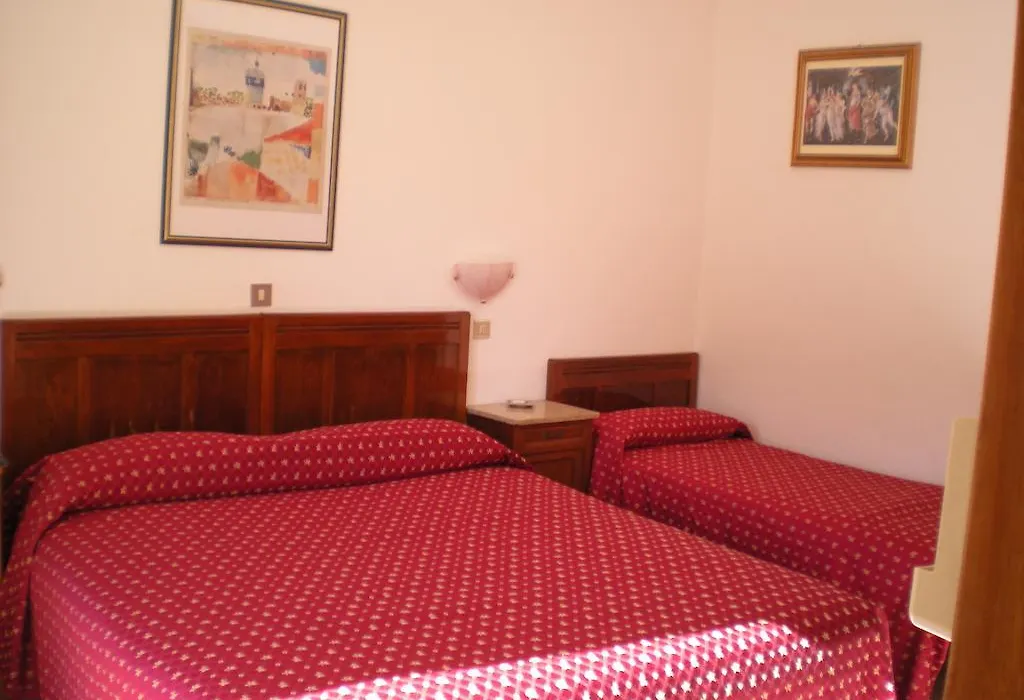 Hotel Dinosauro-1